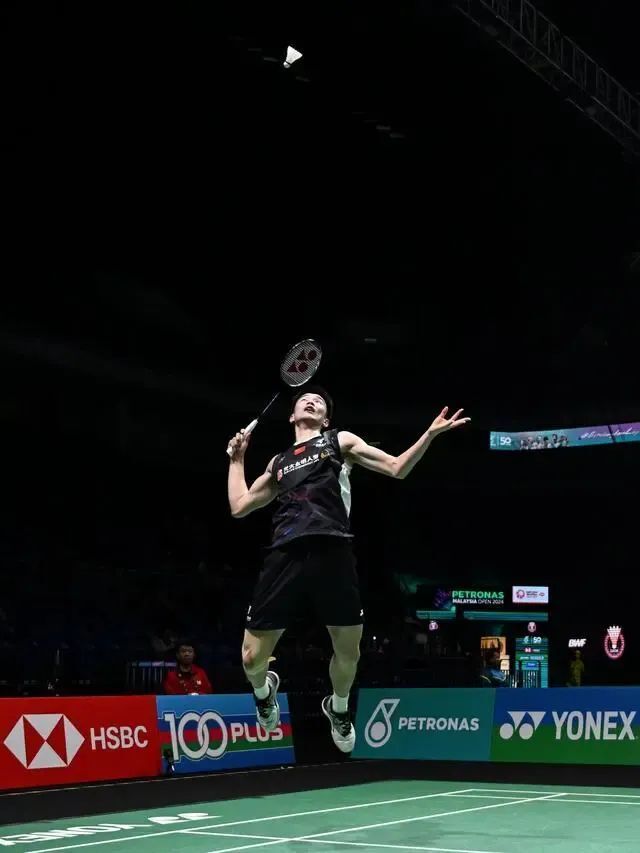 关于印尼羽毛球队碾压泰国羽毛球队，桃田贤斗统治全场的信息