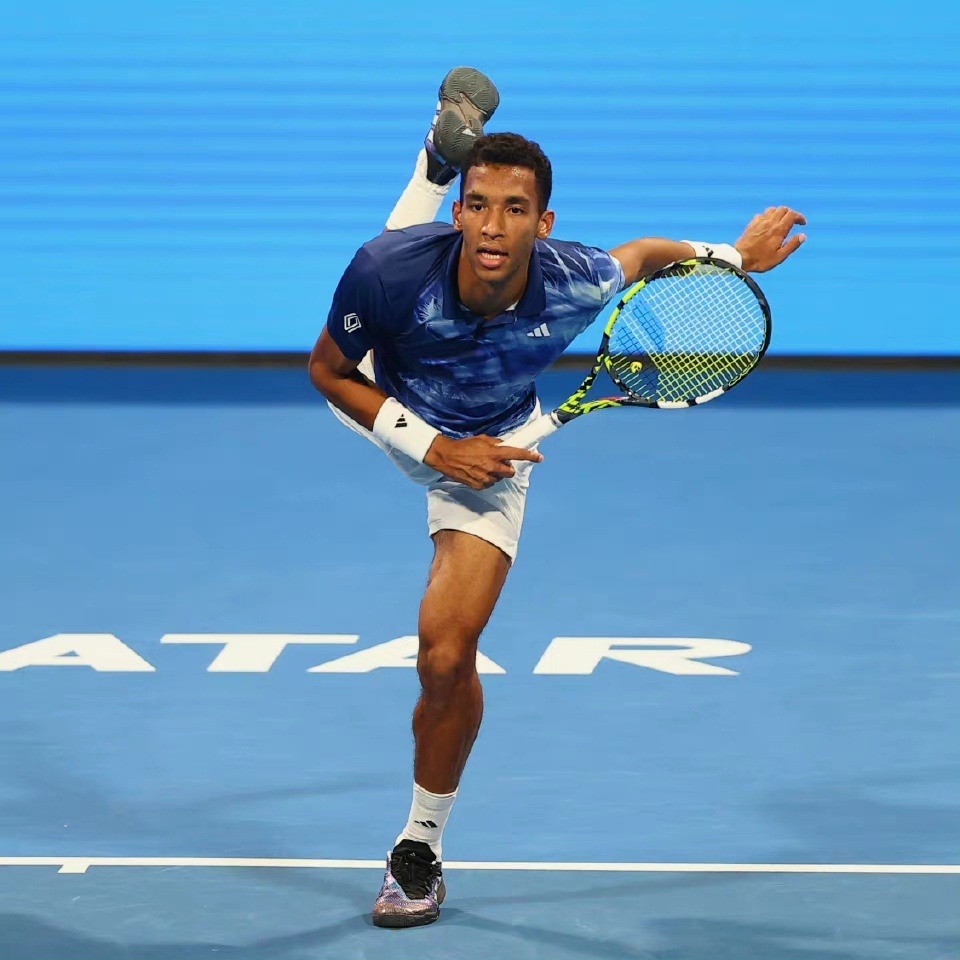 世界网球队横扫澳大利亚网球队，瓦林卡打破历史纪录的简单介绍