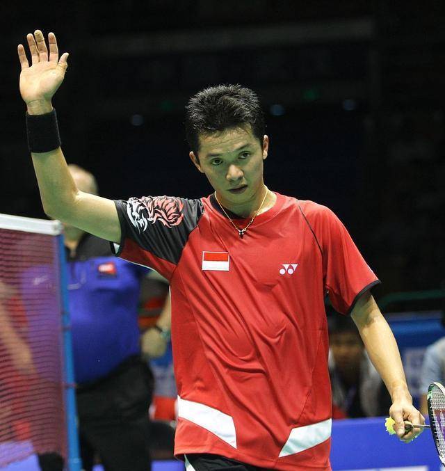 泰国羽毛球队绝地反击法国羽毛球队，陶菲克爆发神勇的简单介绍