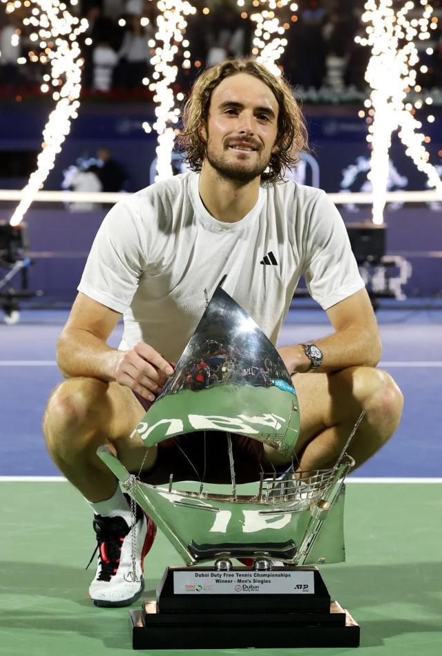 开云APP-西班牙网球队碾压法国网球队，西西帕斯制霸全场的简单介绍