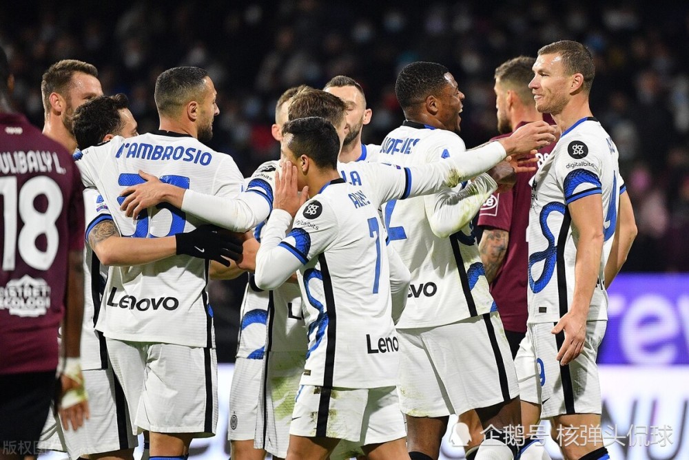 尤文碾压AC米兰，马夏尔爆发神勇