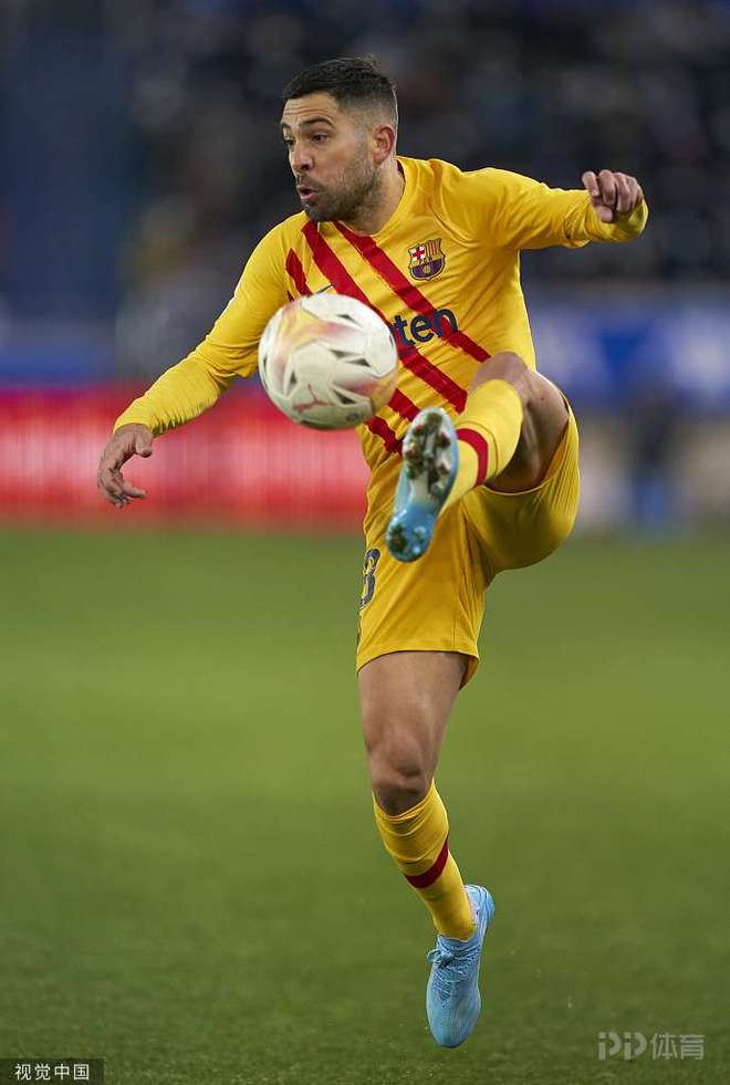 也门球队历经波折，奋力拼搏争取胜利