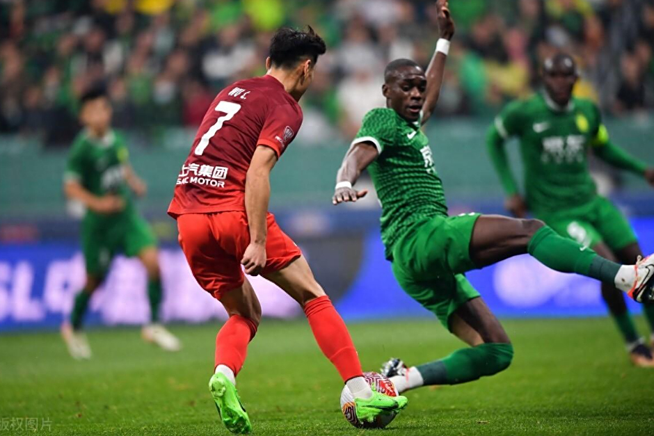 北京主场失利！山东队客场取胜领跑积分榜的简单介绍