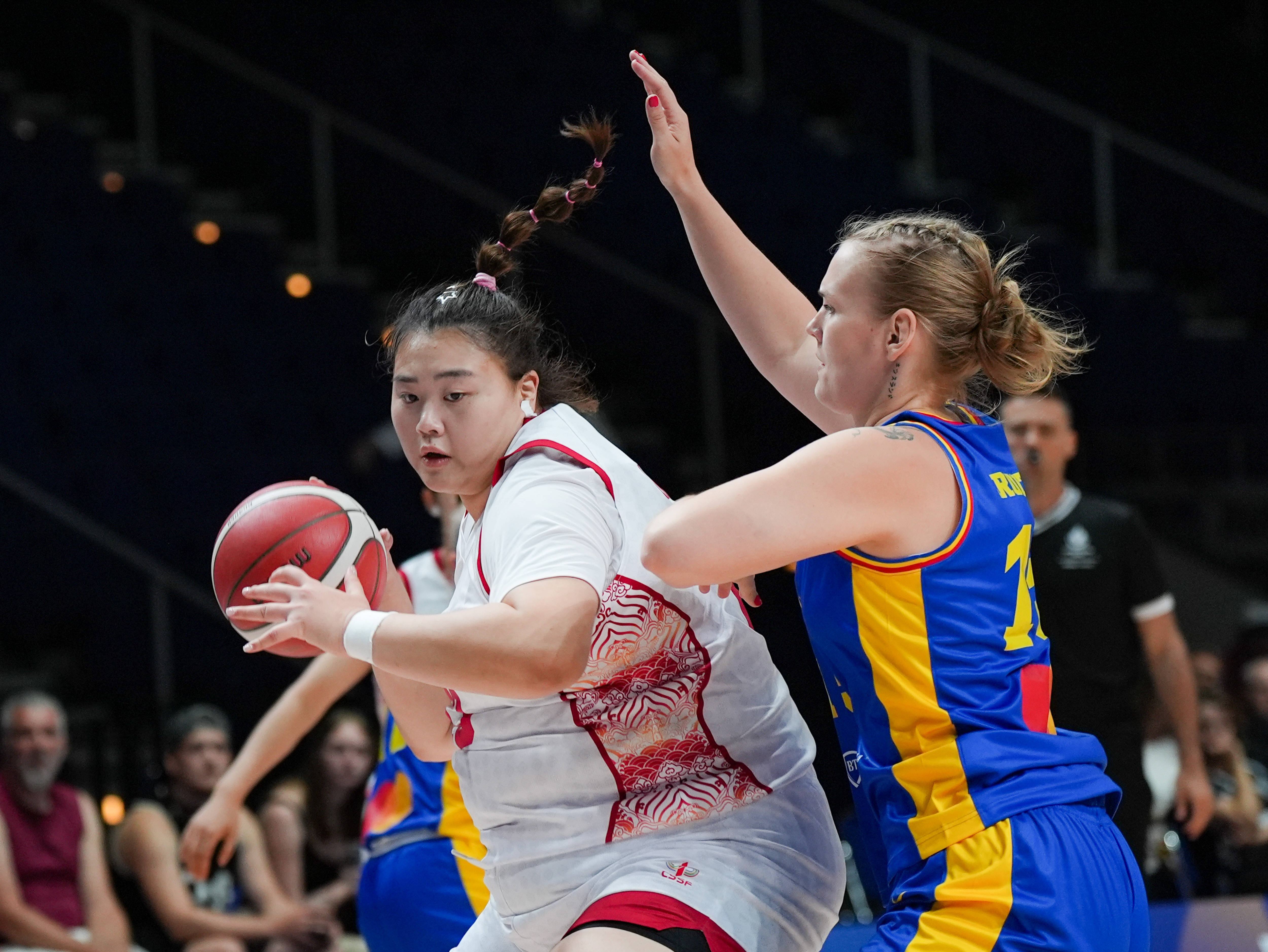 关于精彩比赛：罗马尼亚队实现突破胜利的信息