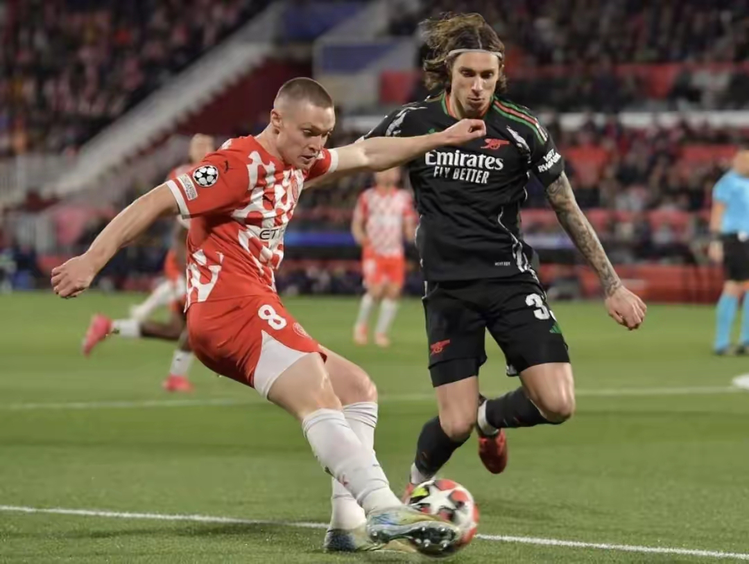 包含罗马遭遇失利！欧冠之路陷入困境的词条