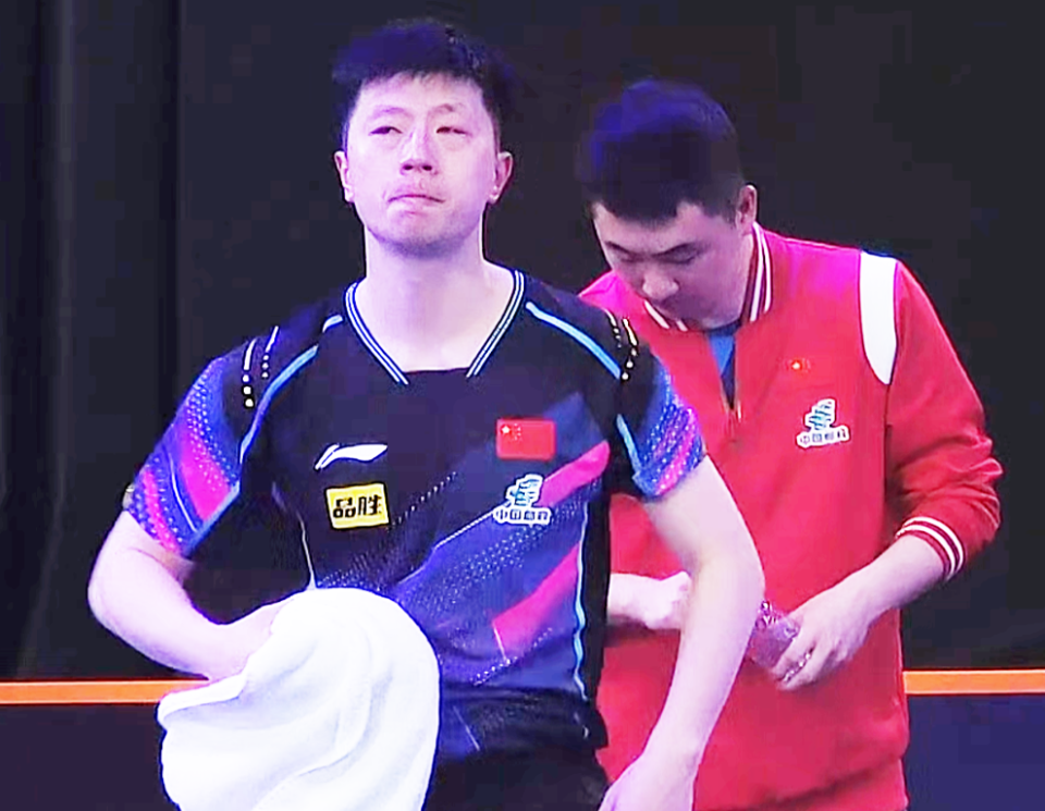 包含湖北队胜出关键一战，晋级淘汰赛的词条