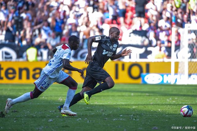 开云足球直播-包含圣埃蒂安主场惨败亚眠，遭遇不利的词条