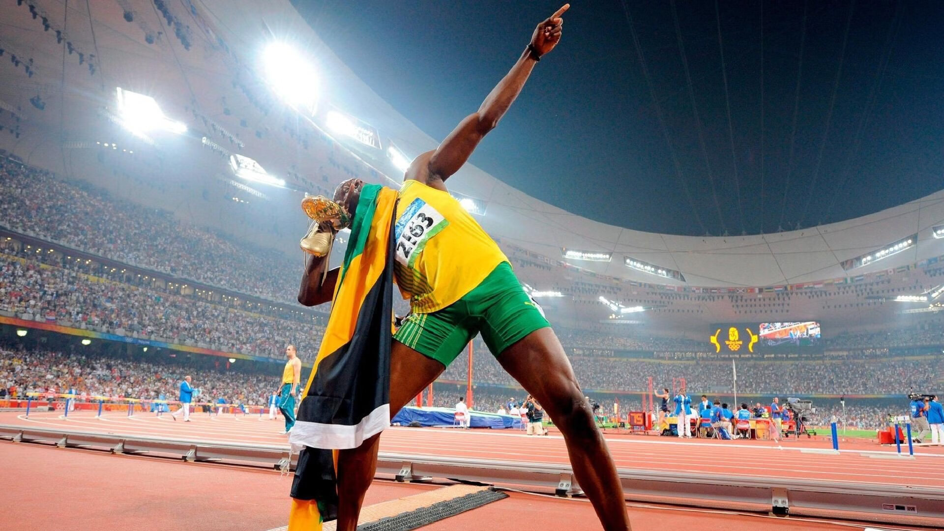 塞恩斯，以非唯一之姿，成就F1最震撼的绝杀